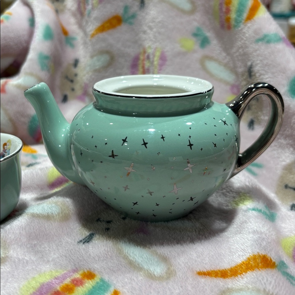 Pottery Barn tea set - Picture 2 of 8
